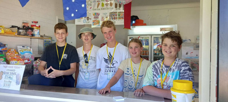 golden square pool junior volunteer